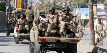 Pakistanische Sicherheitskräfte sichern ein Gebiet nach den Operationen in Belutschistan