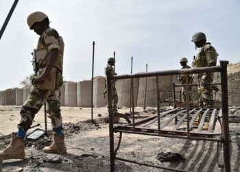 Drohnenangriff Nigeria Armee trifft militärischen Stützpunkt im Nordosten
