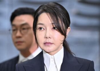 Ex-First Lady Südkorea Kim Keon‑hee bei Ankunft am Gericht