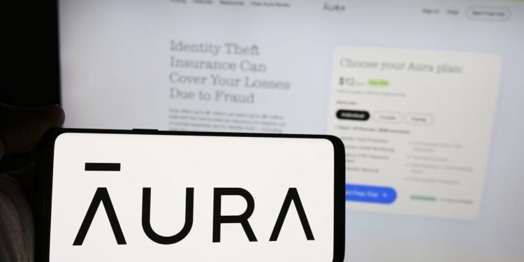 Foto von Hari Ravichandran bei der Ankündigung, dass Aura übernimmt Qoria zur strategischen Marktstärkung