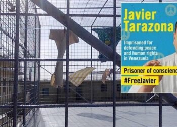 Fotografische Aufnahme der Javier Tarazona Freilassung Venezuela, die Aufmerksamkeit der globalen Medien auf sich zieht