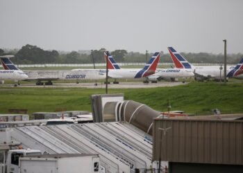 Kerosinmangel Kuba führt zu Verzögerungen bei internationalen Flügen