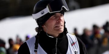 Screenshot der Plattform Truth Social auf der Trump greift Olympia-Athleten an und Hunter Hess beleidigt.