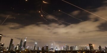 Trümmer nach einem Raketenangriff auf Israel aktuell in Beit Shemesh