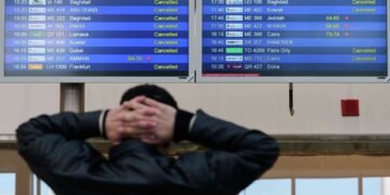 Ein bereitgestelltes Flugzeug für die EU Rückholaktion Bürger im Nahen Osten