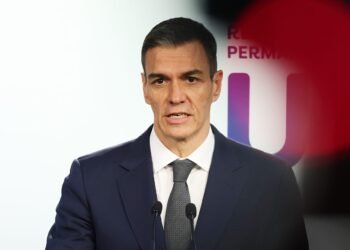 Menschen versammeln sich in Barcelona als Ausdruck der Wut in Spanien