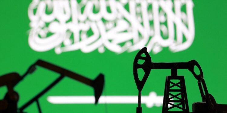Stillgelegte Anlagen da Saudi-Arabien senkt Ölförderung massiv