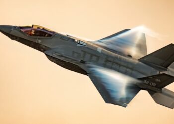 Martin Pfister informiert über Schweiz F-35-Jets Kosten