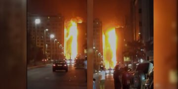 Dritter Brand in KEZAD nach Angriff auf VAE: Feuerwehr im Einsatz