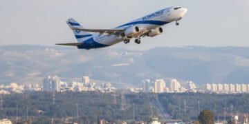 El Al Flugstreichungen Passagiere am Check-in