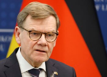 Außenminister Wadephul lehnt NATO-Rolle bei Iran Blockade Hormus ab Satellitenansicht der Straße von Hormus