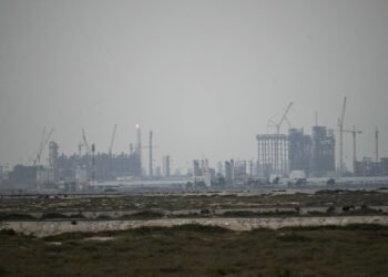 Civil Defence bekämpft Angriff auf Ras Laffan