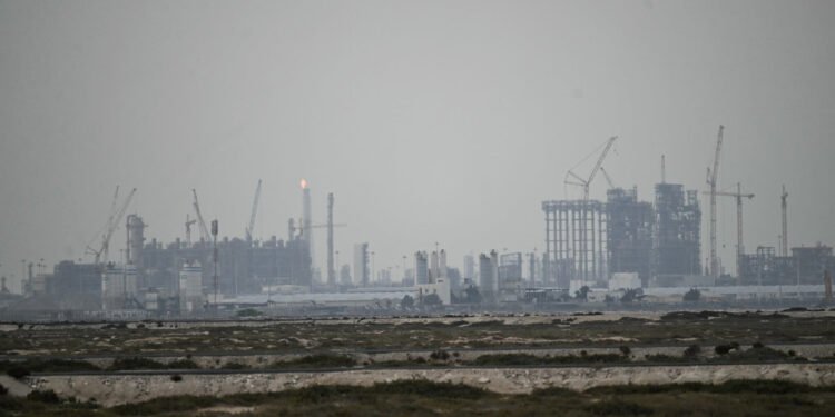 Civil Defence bekämpft Angriff auf Ras Laffan