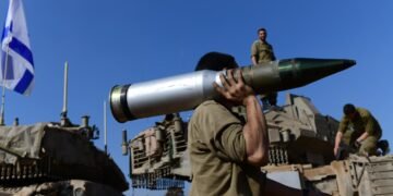 Außenansicht Christiansborg Palace: Sitz für Verfahren über Waffenverkäufe an Israel 2026.