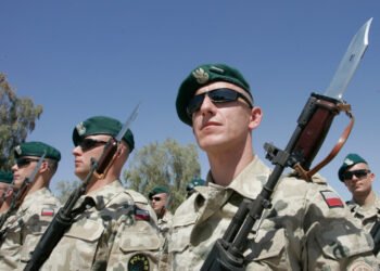 Rückzug aus dem Irak – polnische Soldaten beim Abflug aus Bagdad