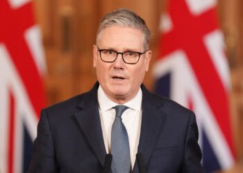 Keir Starmer spricht über Wiederöffnung Straße von Hormus