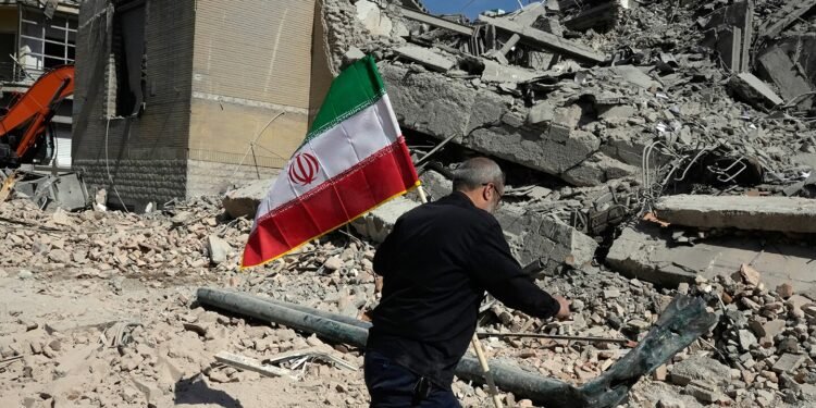 Kontext hinzufügen: Kombinieren Sie das Keyword immer mit einer kurzen Beschreibung dessen, was auf dem Bild tatsächlich zu sehen ist.