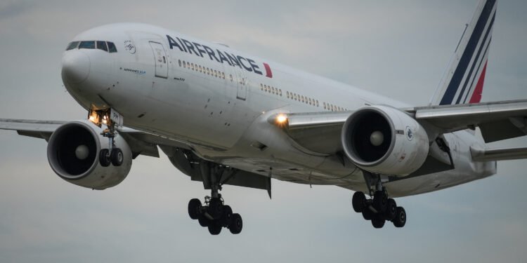 Air France Flug Aussetzung am Flughafen Paris