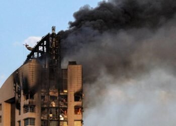 Trümmer nach dem Angriff auf den Flughafen von Kuwait