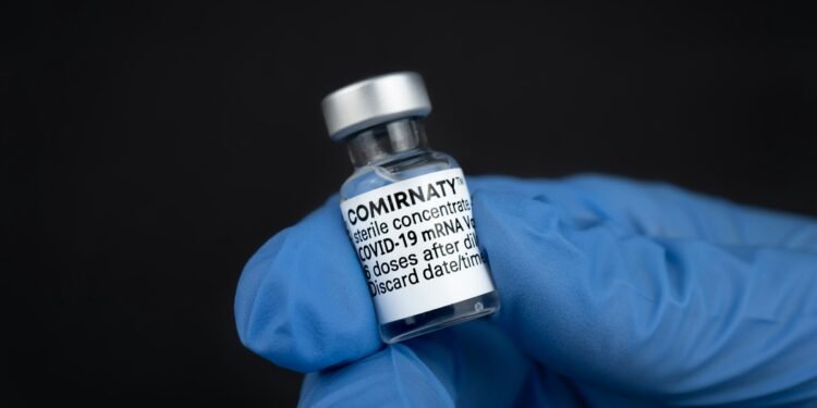 Laboruntersuchung zum Corona-Impfstoff