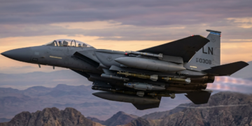 US-Pilot gerettet nach F-15 Absturz im Iran US-Spezialkräfte im Einsatz