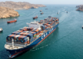 Französisches Containerschiff CMA CGM Kribi auf offener See
