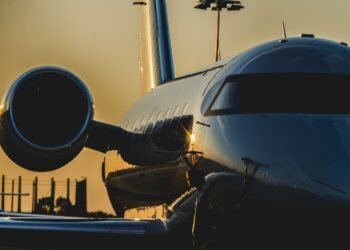 Tankvorgang eines Jets trotz drohendem Kerosinmangel