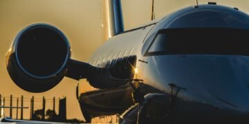Tankvorgang eines Jets trotz drohendem Kerosinmangel