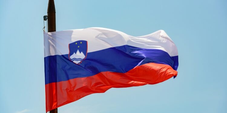 Parlament in Ljubljana berät über NATO Austritt