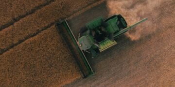 Die Ukraine fordert Israel auf die Panormitis zu beschlagnahmen