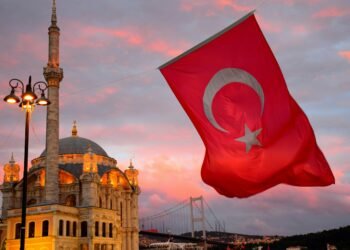 EU Politiker debattieren über Verteidigung und die Türkei