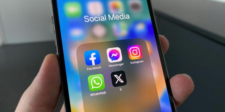 Technisches Verbot sozialer Medien für unter 15-Jährige