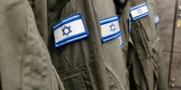 Iranische Eisenbahn im ländlichen Gebiet