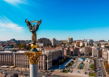 Russland droht mit Angriffen auf Kiew und fordert Ausländer auf, die ukrainische Hauptstadt zu verlassen