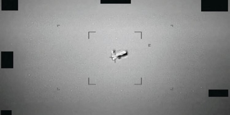 Infrarot-Aufnahme eines Flugobjekts aus den UFO-Akten