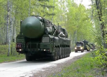 Russland verlegt Atomwaffen für unangekündigtes Großmanöver nach Belarus