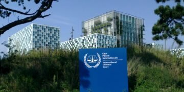 Das ungarische Parlament beschließt den Verbleib im Internationalen Strafgerichtshof