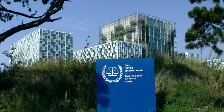 Ungarn billigt Gesetz zur Beibehaltung der Mitgliedschaft im Internationalen Strafgerichtshof 26 Das ungarische Parlament beschließt den Verbleib im Internationalen Strafgerichtshof