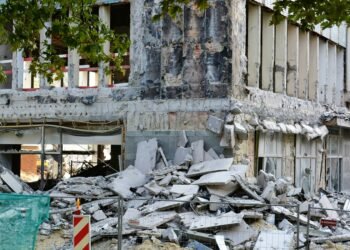 Drei Menschen tot nach Hauseinsturz in Görlitz nach schwerer Gasexplosion entdeckt