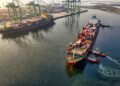 Güterverkehr im Hafen unterstreicht die Importmacht von China