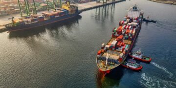 Güterverkehr im Hafen unterstreicht die Importmacht von China