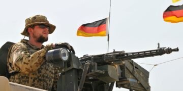 Boris Pistorius spricht über militärischen Ausbau