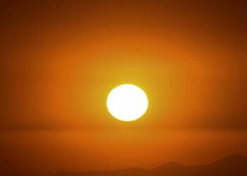 Deutschland Verzeichnet Den Heissesten Tag Seit Beginn Der Wetteraufzeichnungen
