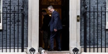 Selenskyj trifft Starmer, Macron und Merz für neue Sicherheitsgespräche in London 20 Präsident Selenskyj in London