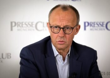 Bundeskanzler Merz gedenkt des ermordeten Politikers