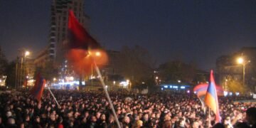 Wähler bei der Wahl in Armenien