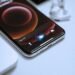 Apple startet die neuen Siri Funktionen wegen des DMA nicht in der gesamten EU 27 Neue Siri AI auf einem iPhone Display
