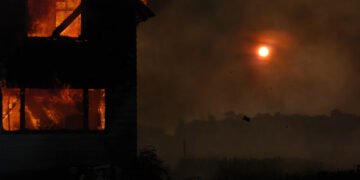 Brand in Norwegen zerstört Häuser