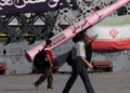 Iran droht mit verheerender Reaktion auf US-Drohung zur wirtschaftlichen Isolation