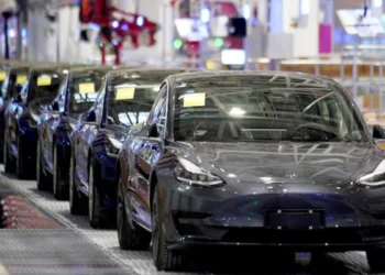 Tesla führt Chinas größten Rückruf wegen Risiken bei Notentriegelungen an